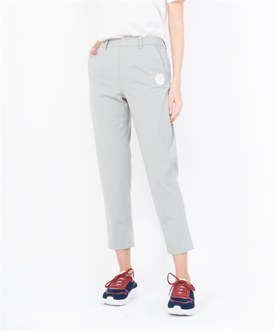 アンクル丈マジカルスタイルアップパンツ