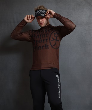 【BLACK】ゴシックロゴ昇華転写インナー長袖Tシャツ(19ダークブラウン-46)
